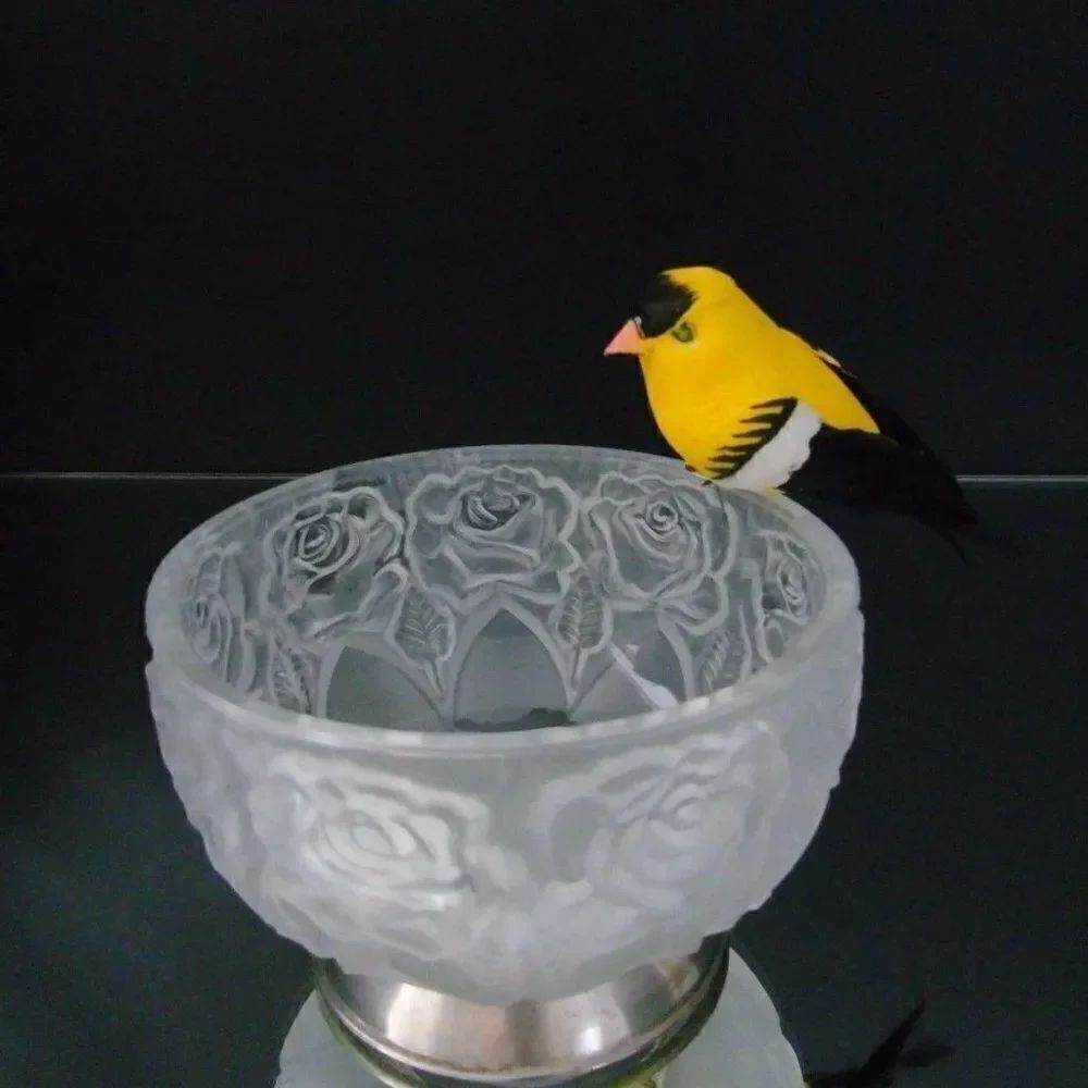 Frosted Lead Crystal Bowl Raised Rose Pattern - Picture 3 of 3